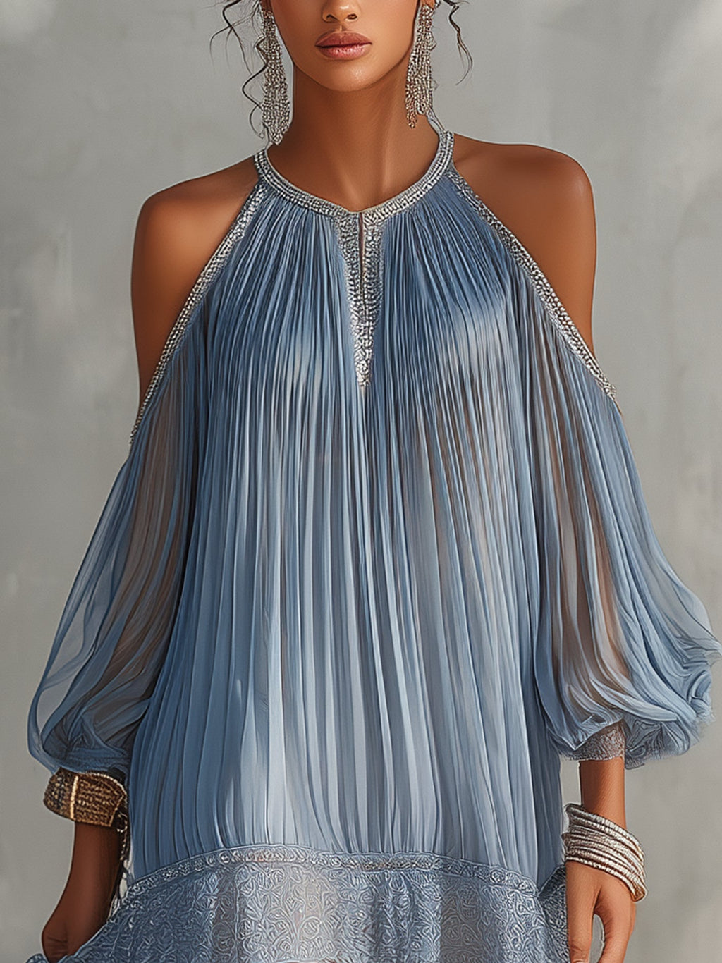 Celeste | Minivestido azul con hombros descubiertos, fruncido y dobladillo de encaje
