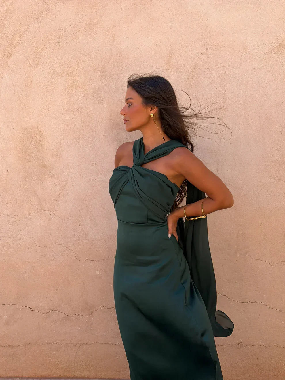 Noa | Vestido Liso Vintage con Lazo y Cintura Alta