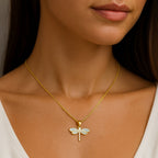 Collar Libélula Dorado con Ópalo