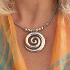 Collar Vintage Espiral Plateado