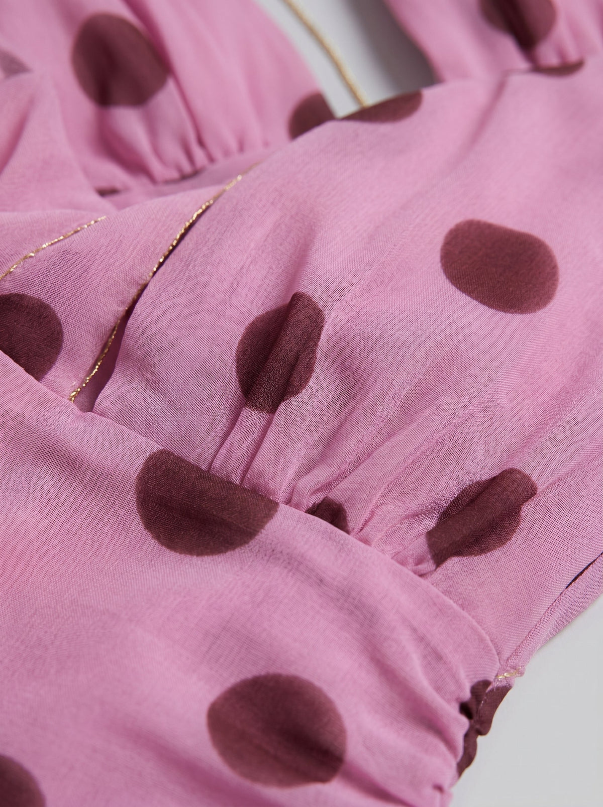 Vestido maxi sin espalda con lazo en la cintura de lunares